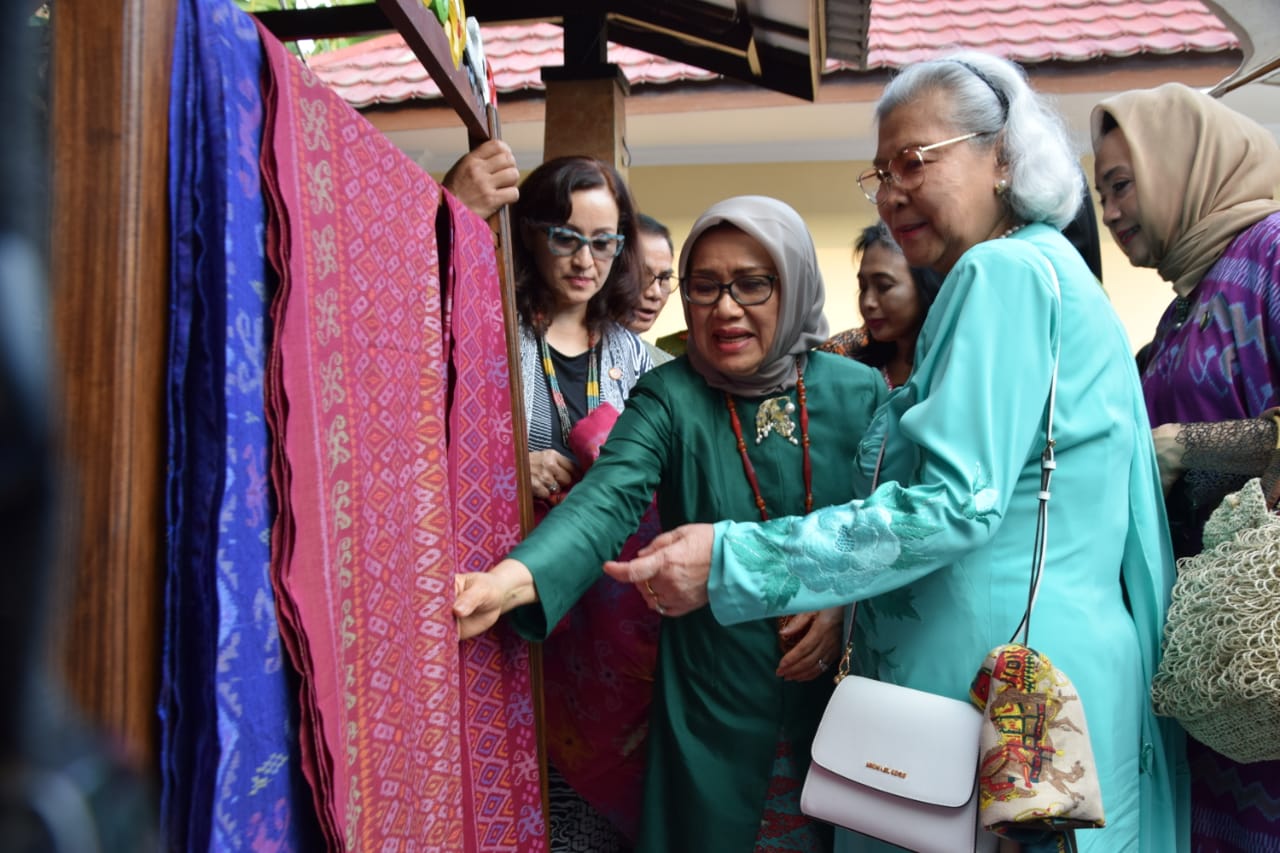 Bantu Pemasaran Hasil Produk UKM dengan Central Borneo Souvenir