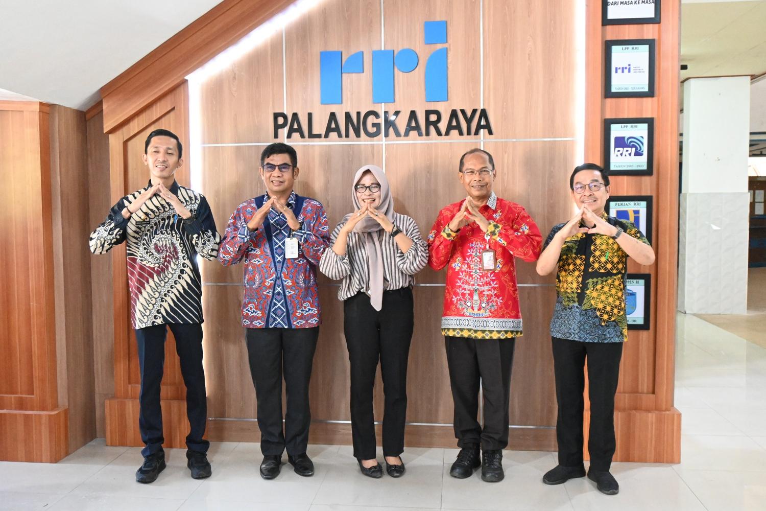 Kadis Kesehatan Lakukan Penandatanganan Kerja Sama Reformasi Birokrasi Tematik dengan RRI Palangka Raya