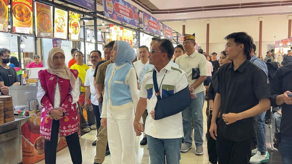 Gebyar Kuliner Pecinan Viral Jakarta Resmi Hadir di Palangka Raya, Dibuka Langsung oleh Gubernur dan Wakil Gubernur Kalteng