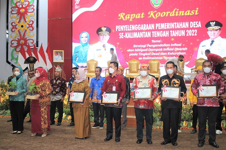 Barito Selatan Terima Penghargaan Inovasi Teknologi Tepat Guna dari Gubernur Kalteng