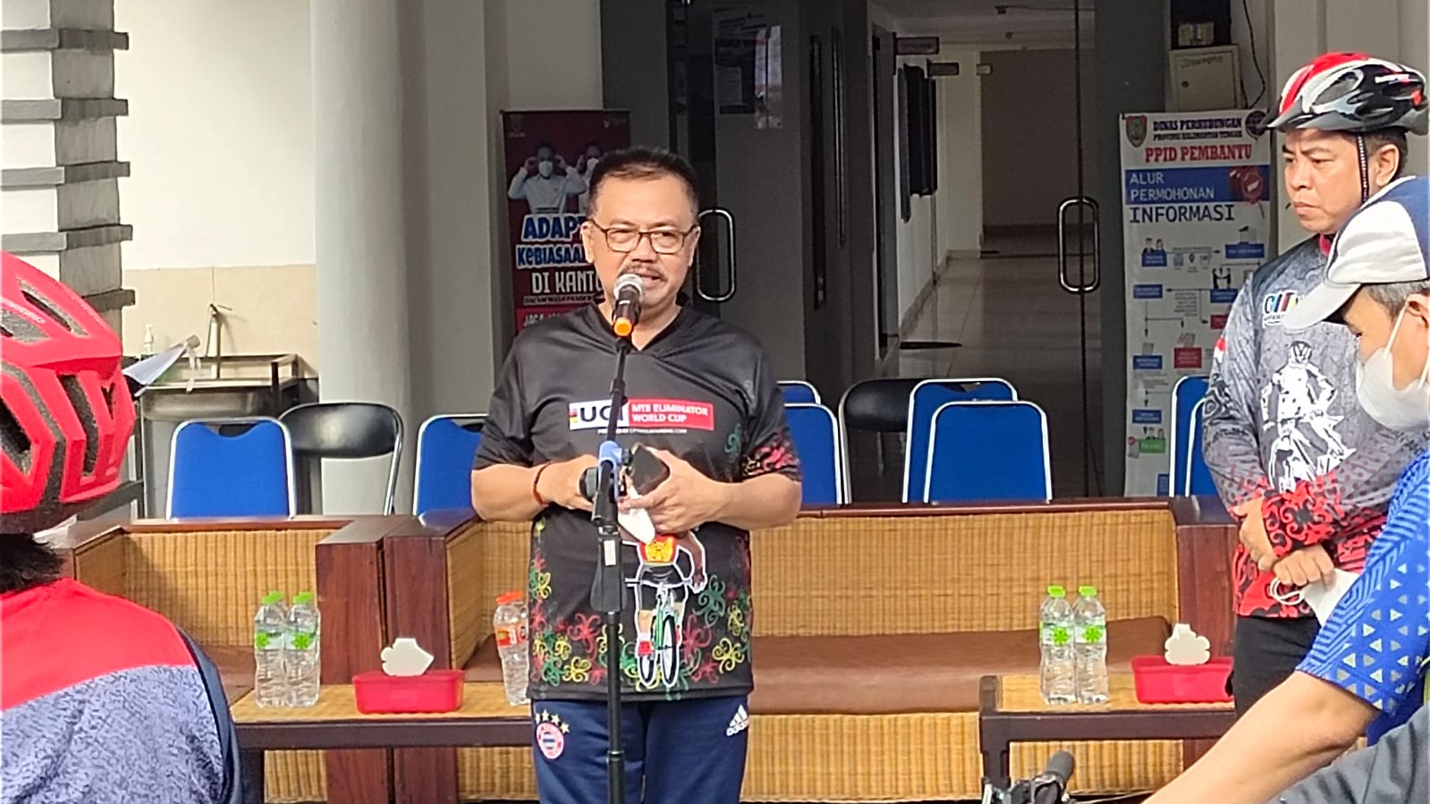 Sahli Gubernur Herson B Aden Lepas Peserta Fun Bike Harhubnas 2022