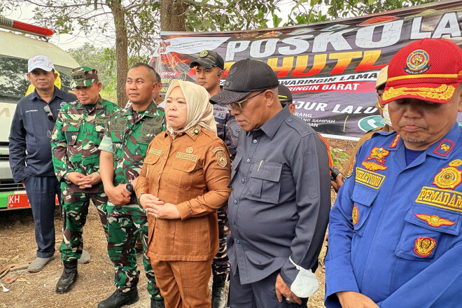 Karhutla Masih Berlangsung, Bupati dan Wakil Bupati Kobar Pantau Kembali Km 22
