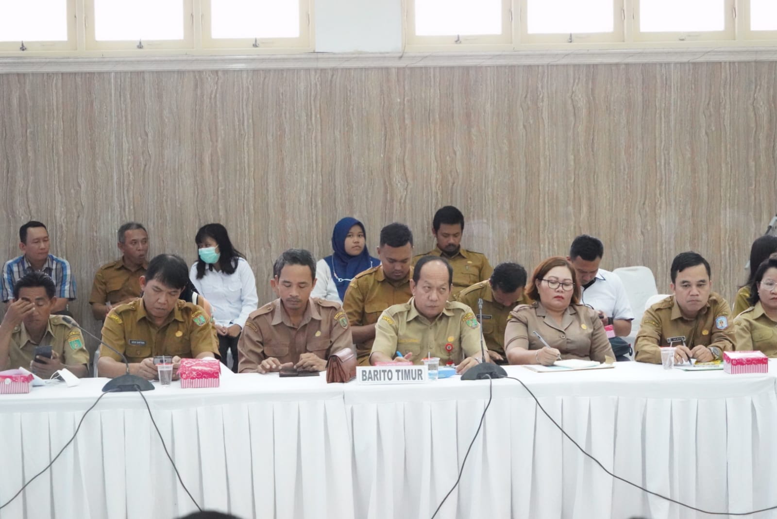 Asisten Ekbang Sri Widanarni Buka Coaching Clinic ke-7 Kabupaten Murung Raya dan Barito Timur sekaligus Pemaparan Progres Tahun Kedua dan Ketiga Implementasi SSK Program PPSP
