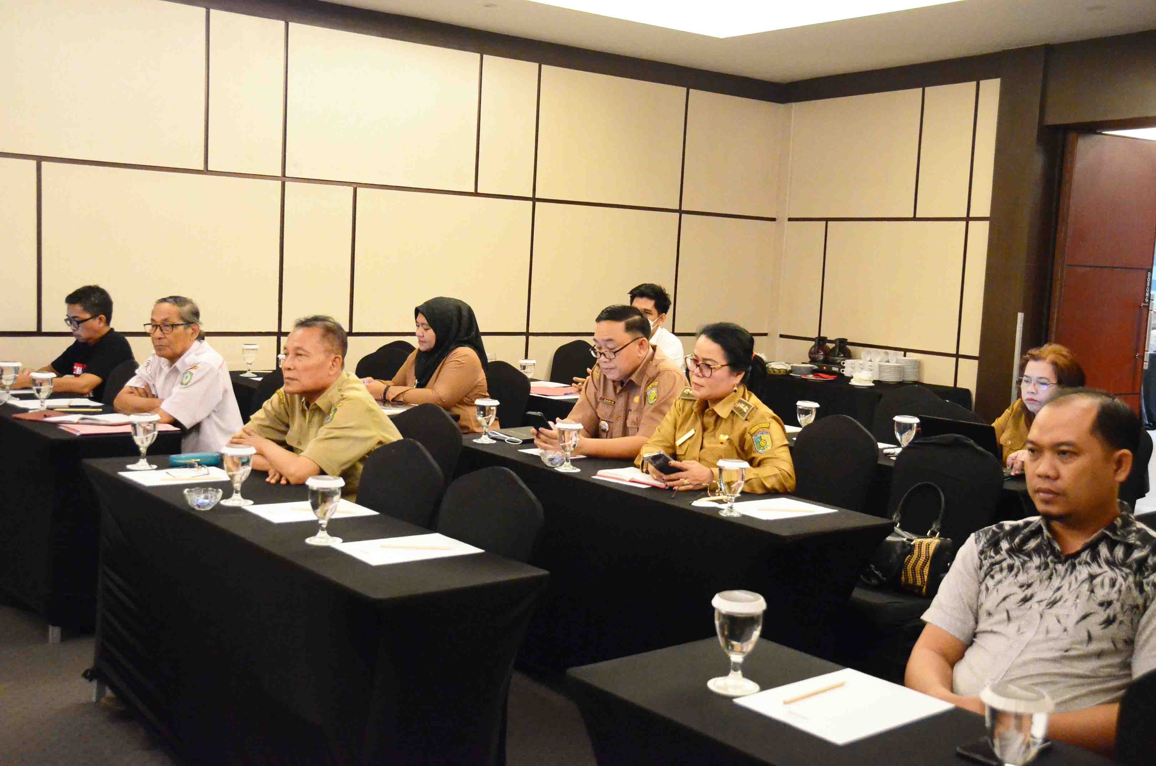Adinkes Gelar Pertemuan Kebutuhan Kebijakan Lokal AIDS, Tuberkulosis, dan Malaria di Provinsi Kalteng