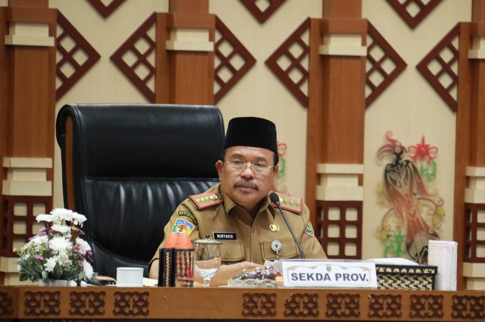 Pimpin Rakor Evaluasi Penanganan Darurat Karhutla di Kalteng; Sekda Nuryakin Tegaskan Penanggulangan Karhutla Harus Terus Dilakukan