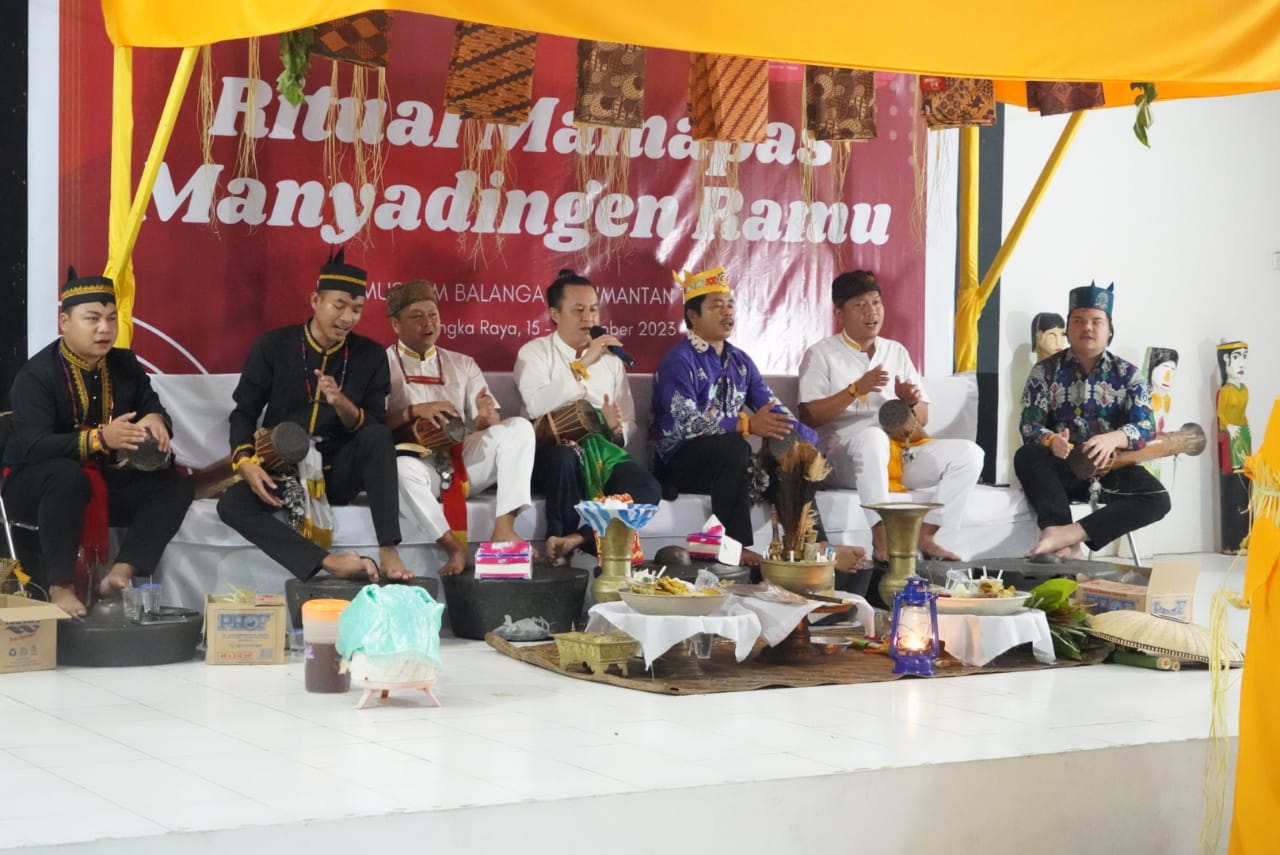 UPT Museum Balanga Kalteng Selenggarakan Ritual Mamapas Manyadingen Ramu