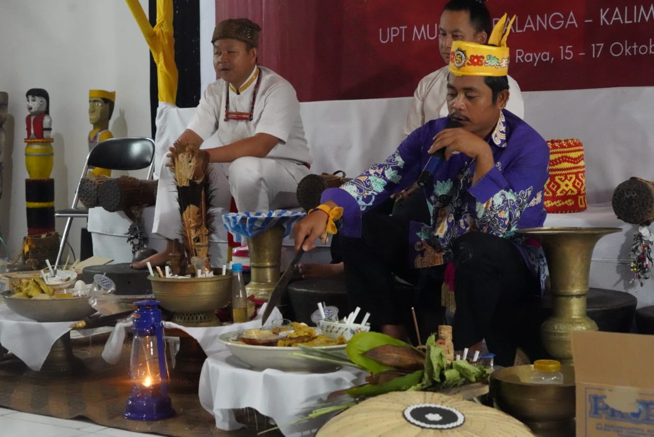 UPT Museum Balanga Kalteng Selenggarakan Ritual Mamapas Manyadingen Ramu