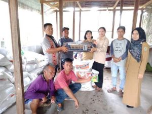 9 Kelompok Tani Dapat Bantuan 9.000 Ekor Ayam Sumbawa