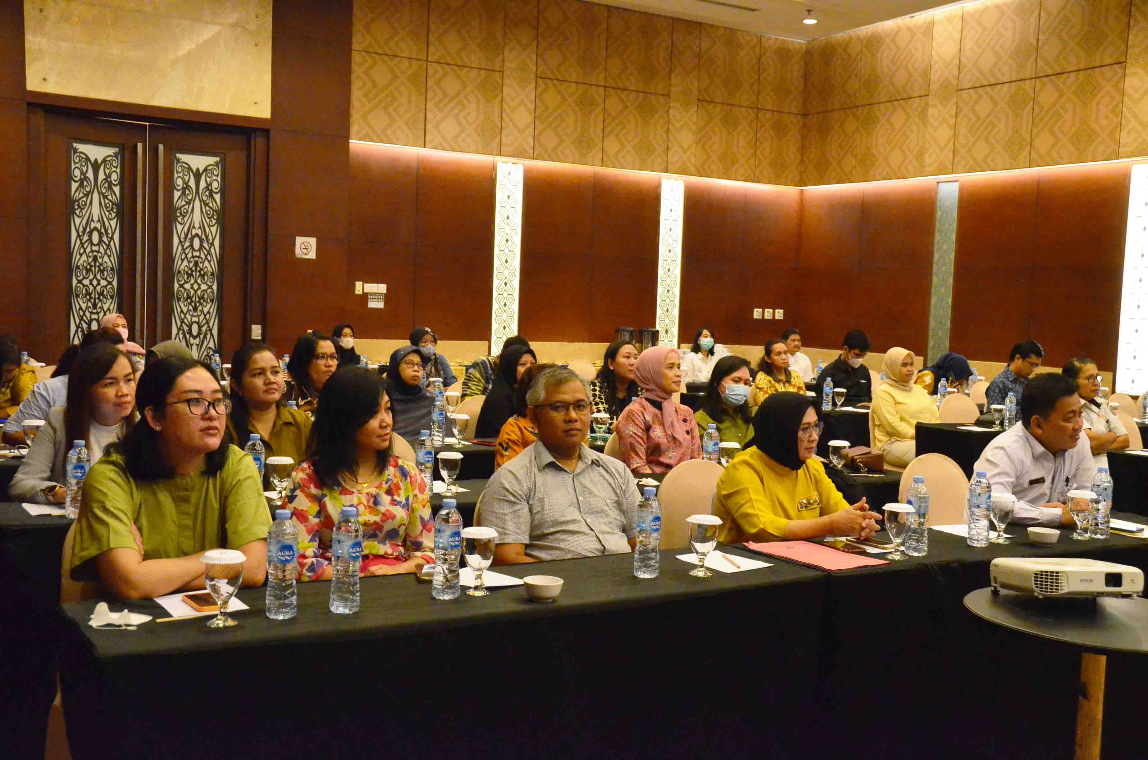 Dinkes Prov. Kalteng Gelar Pertemuan Pembentukan Tim AMP-SR