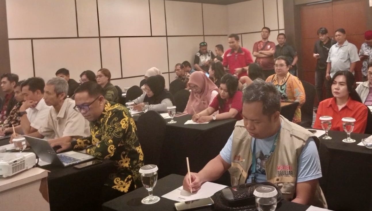 Optimalkan Kapasitas PPID Pelaksana, Dislutkan Prov. Kalteng Ikuti Pelatihan Penulisan Berita Humas OPD