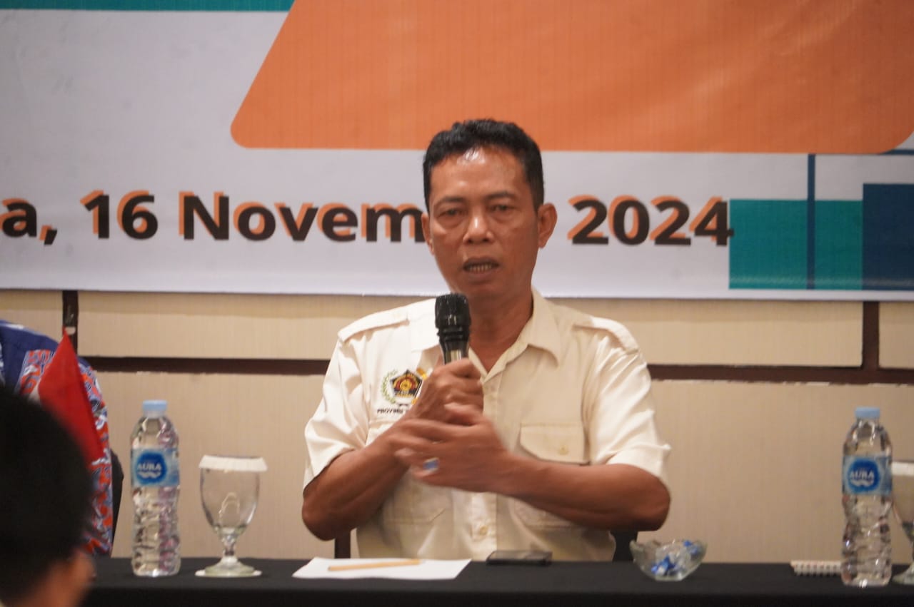 Kadiskominfosantik Agus Siswadi Buka Pelatihan Penulisan Berita Humas OPD