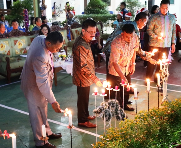 Natal Kominfo & Perhubungan : Menjadi Pribadi Yang Berintegritas