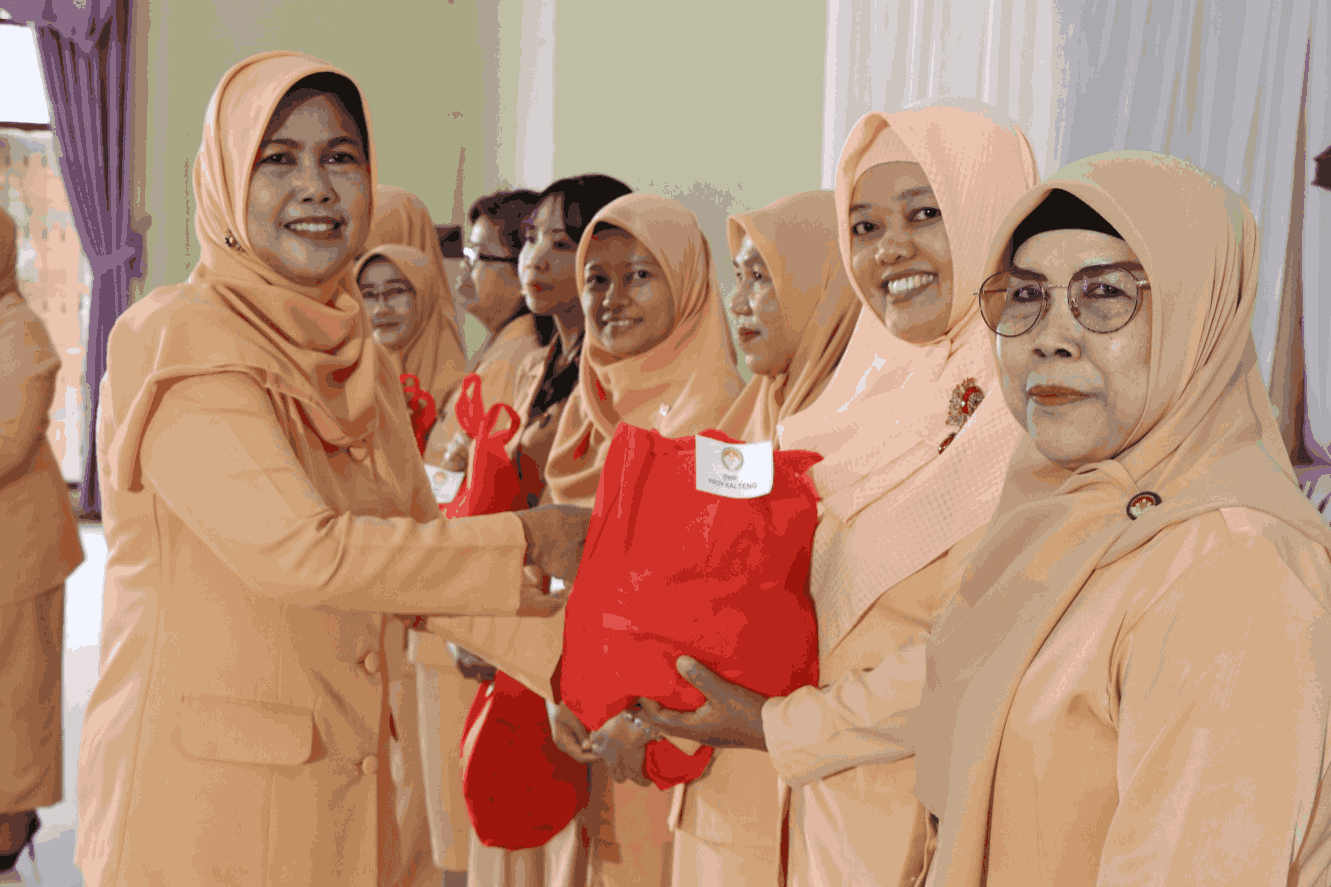 Hadiri Perayaan HUT ke-25 DWP, Kepala BKD Prov. Kalteng : Tingkatkan Peran Perempuan Menuju Indonesia Emas 2045