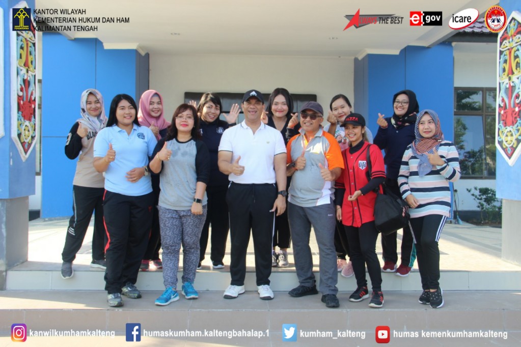  Kakanwil Kemenkumham Kalteng Lakukan Senam Pagi â€œPASTI Bahalapâ€