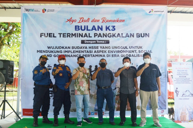 PT Pertamina Patra Niaga Fuel Terminal Pangkalan Bun Bekerja Sama dengan Damkar Kobar Gelar Workshop Fire Protection