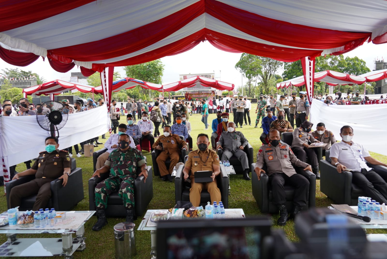 Gubernur Sugianto : Jangan Kendur Protokol Kesehatan dan Ikuti Vaksin Lengkap 3 Kali