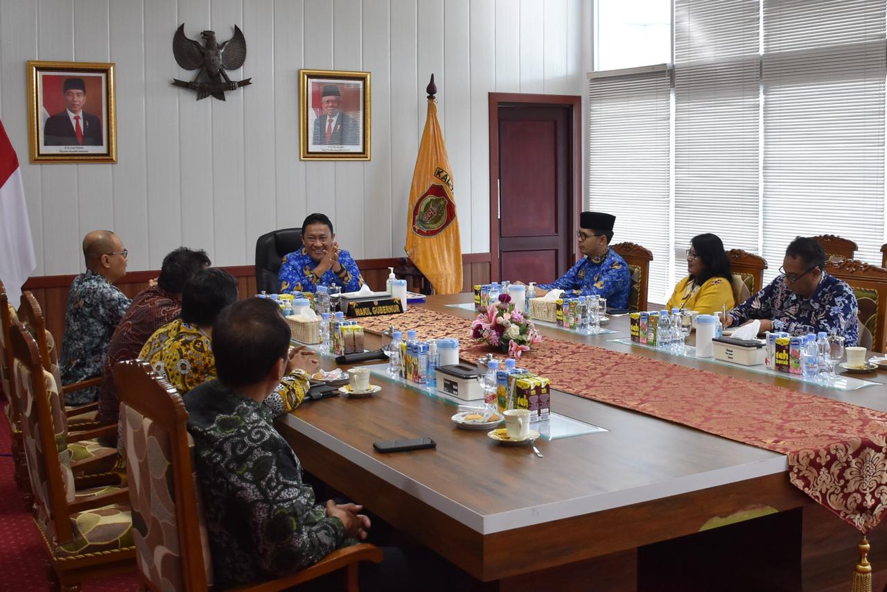 Wagub Edy Pratowo Terima Ikhtisar Hasil Pengawasan BPKP Kalteng Tahun 2022