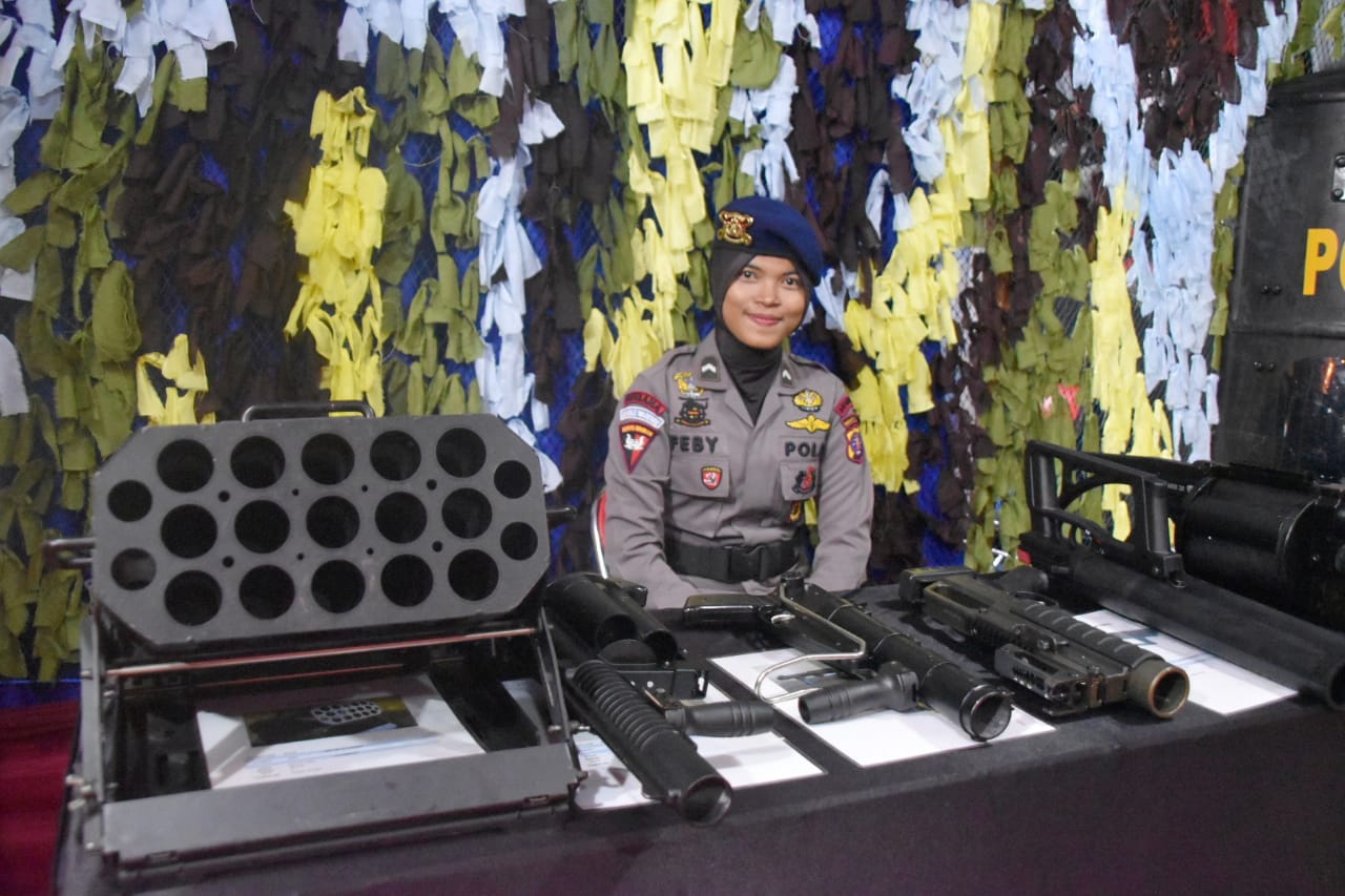 Millenial Ramai Kunjungi Stand TNI/POLRI Gelar Karya Kalteng