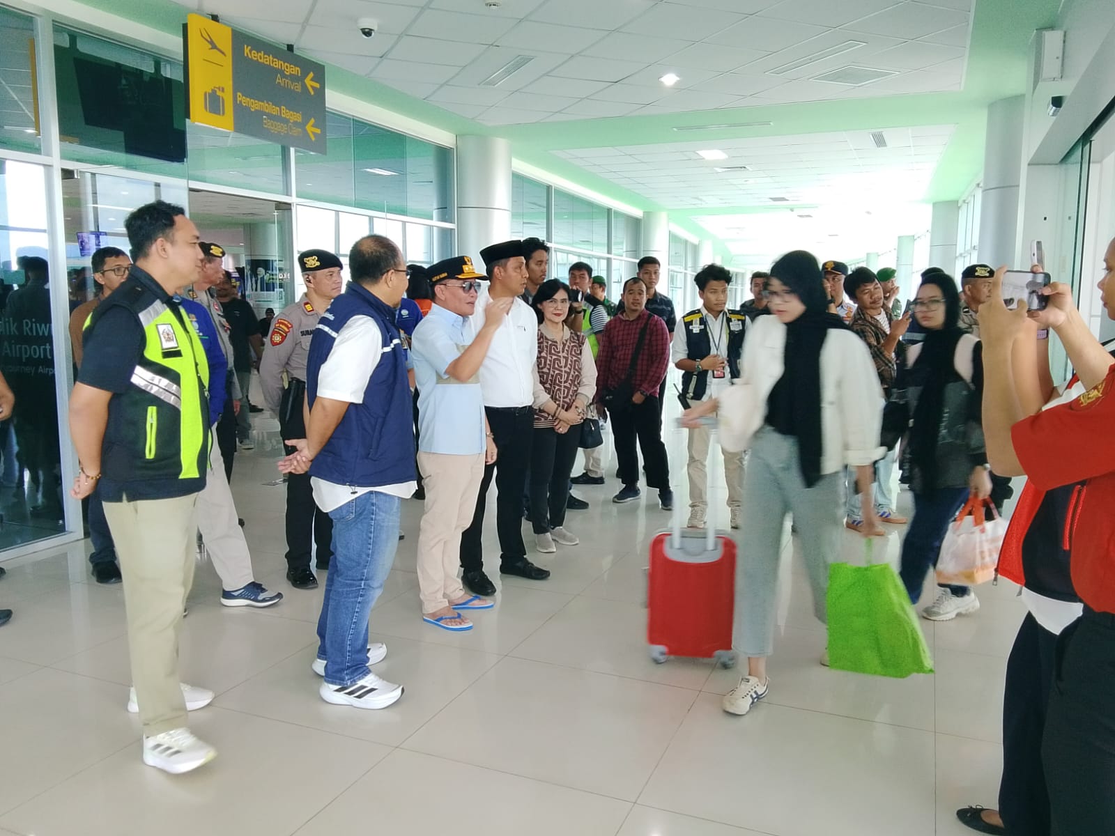 Gubernur Kalteng Tinjau Kesiapan Angkutan Lebaran di Bandara Tjilik Riwut