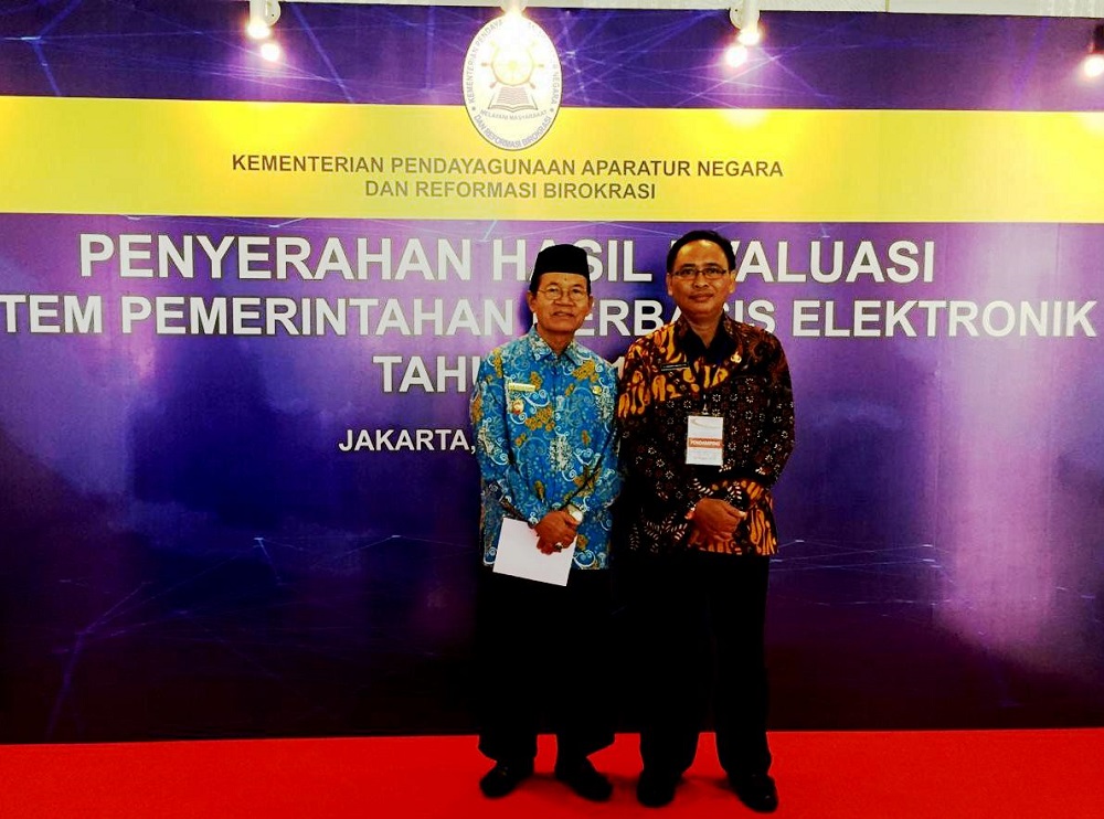 Wabup Kapuas Terima Hasil Evaluasi SPBE