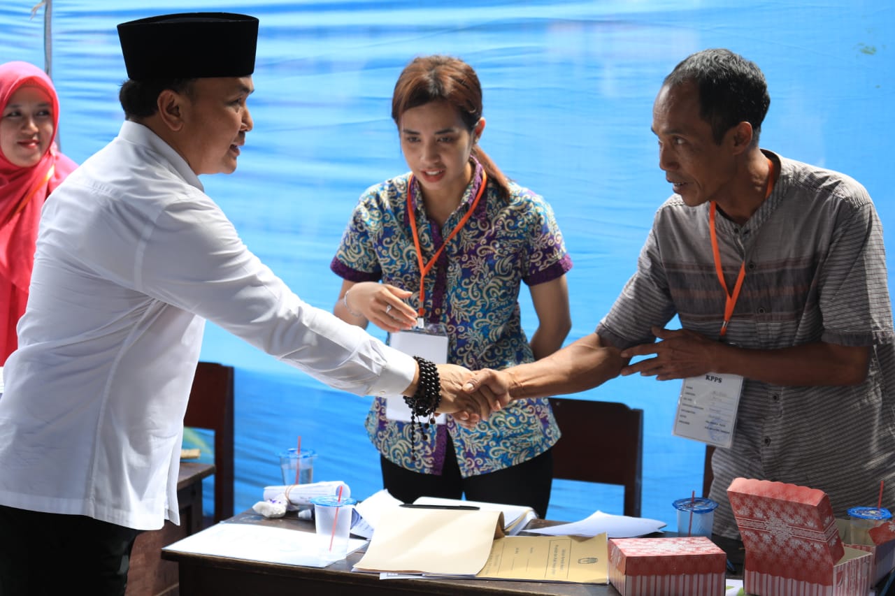 Gubernur Tinjau Beberapa Lokasi TPS di Palangka Raya
