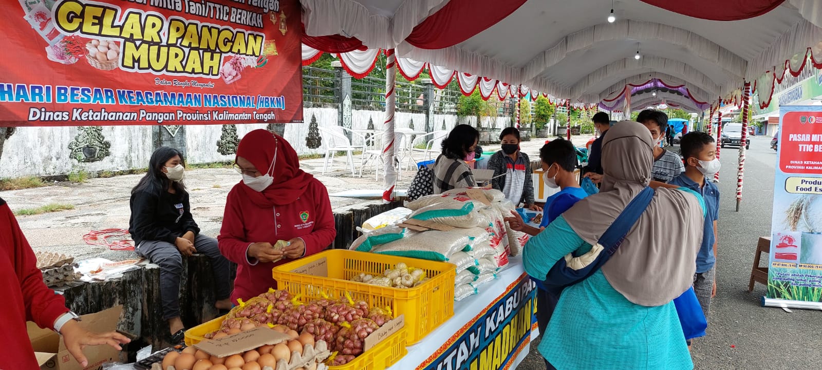 Puncak Safari Ramadan di Kapuas, Dinas Ketahanan Pangan Kalteng Adakan Gelar Pangan Murah