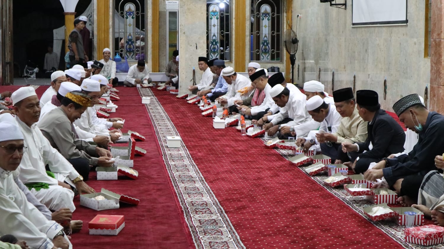 Pemerintah Provinsi Kalimantan Tengah Melaksanakan Safari Ramadan 1443 H di 6 Kecamatan Kabupaten Barito Selatan