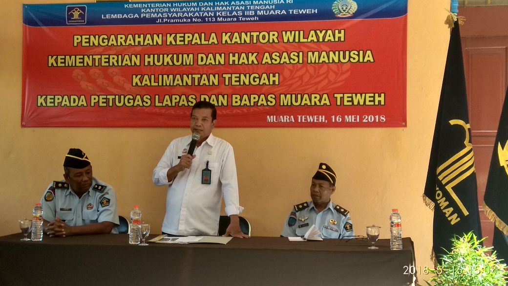 Kunjungi Muara Teweh, Kakanwil Beri Arahan Pegawai Lapas Dan Bapas Terkait Isu Strategis 