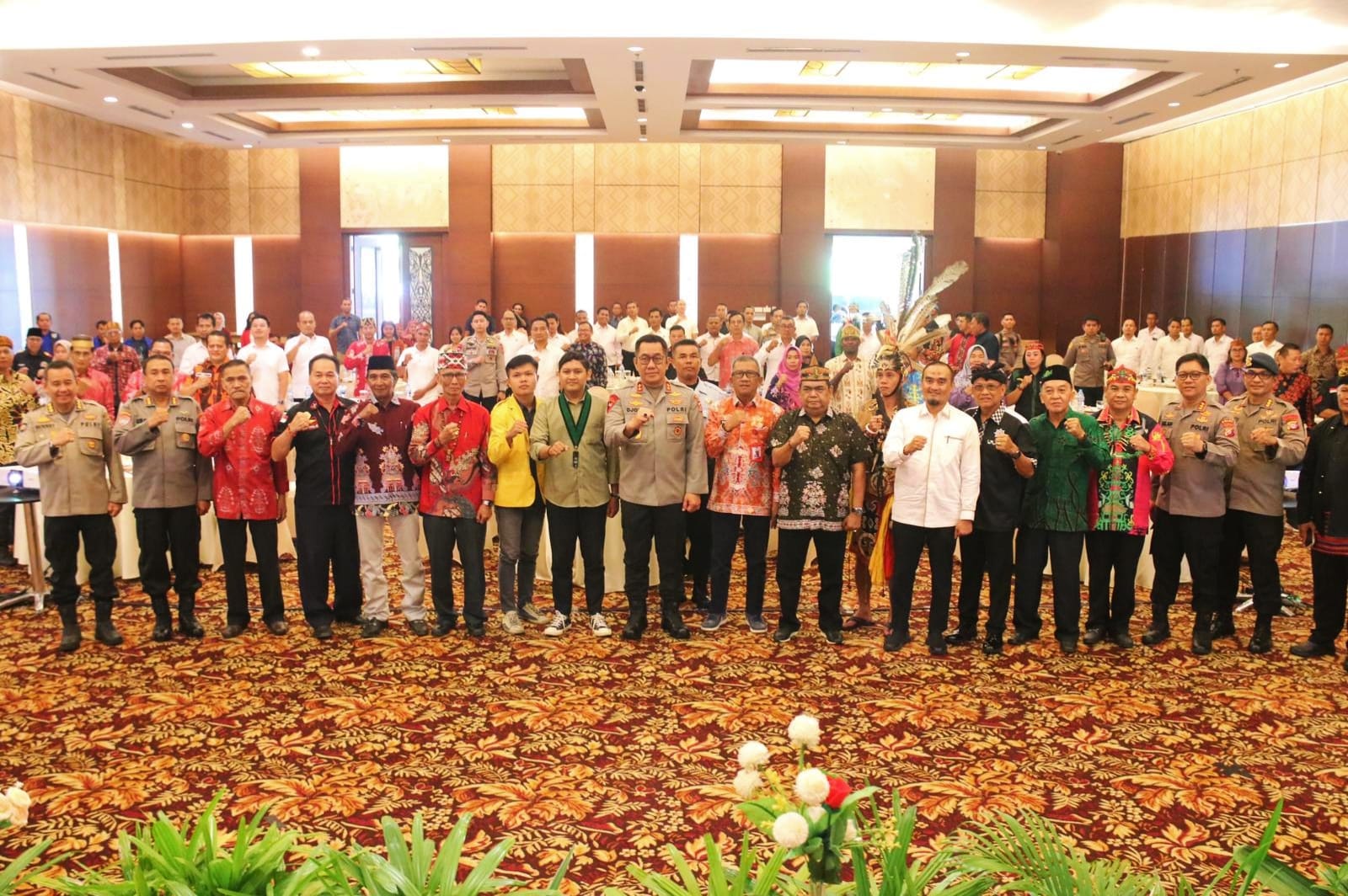 Kaban Kesbangpol Prov. Kalteng Sampaikan Materi pada FGD Membangun Sinergitas Polri dan Masyarakat