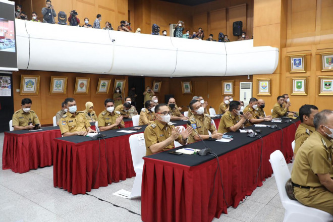 Pj Bupati Kobar Ikuti Rakor Pembekalan Kepala Daerah 
