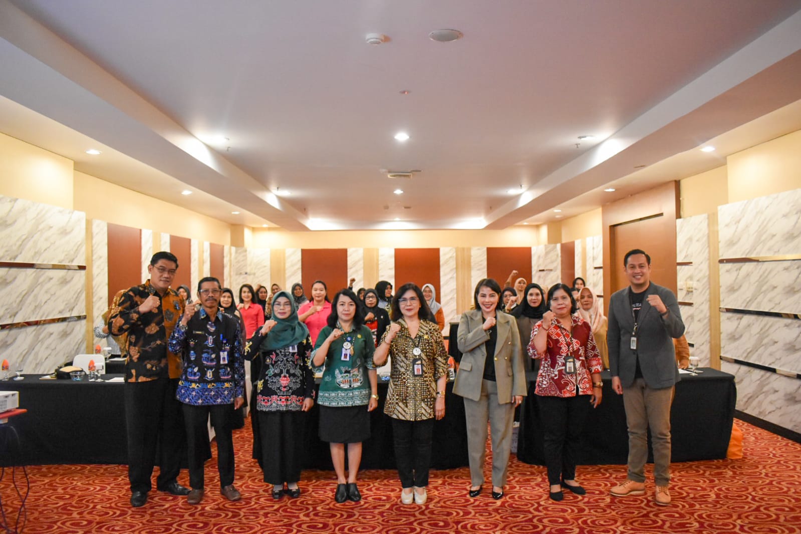 DP3APPKB Lakukan Bimbingan Usaha bagi Wirausaha Perempuan Industri Rumahan