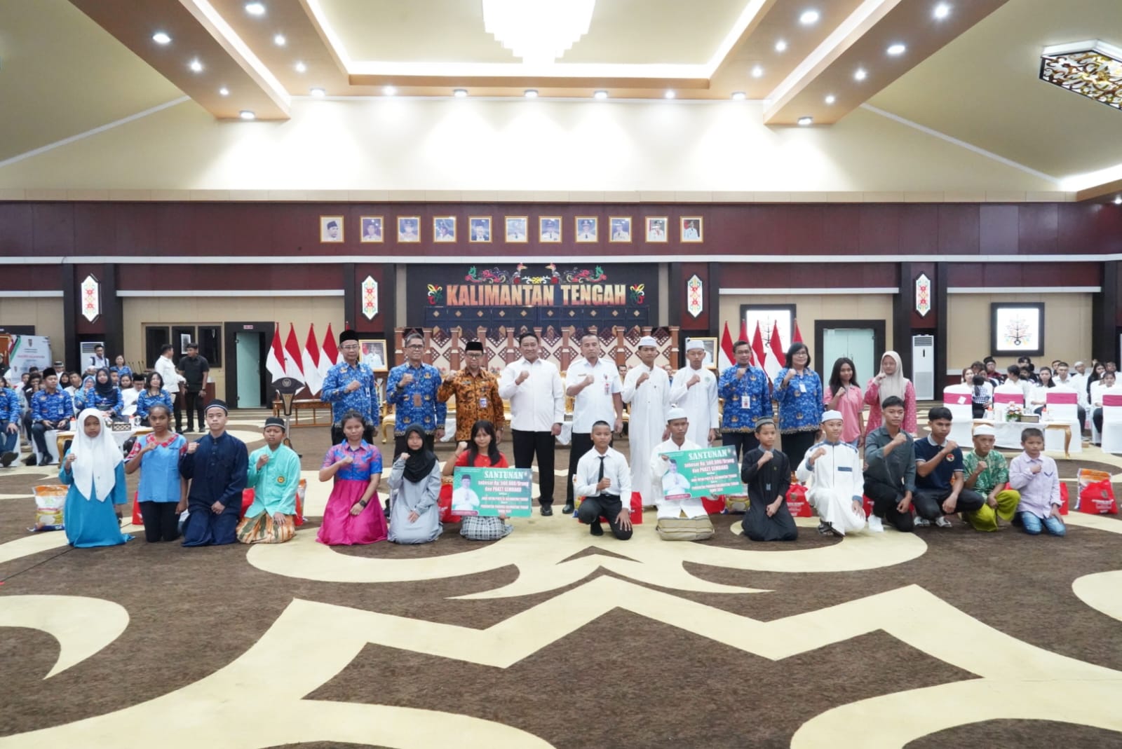 Bertepatan 10 Muharam 1446 H/2024 M, Pemprov Kalteng Beri Santunan serta Paket Sembako Kepada Anak Yatim Piatu 