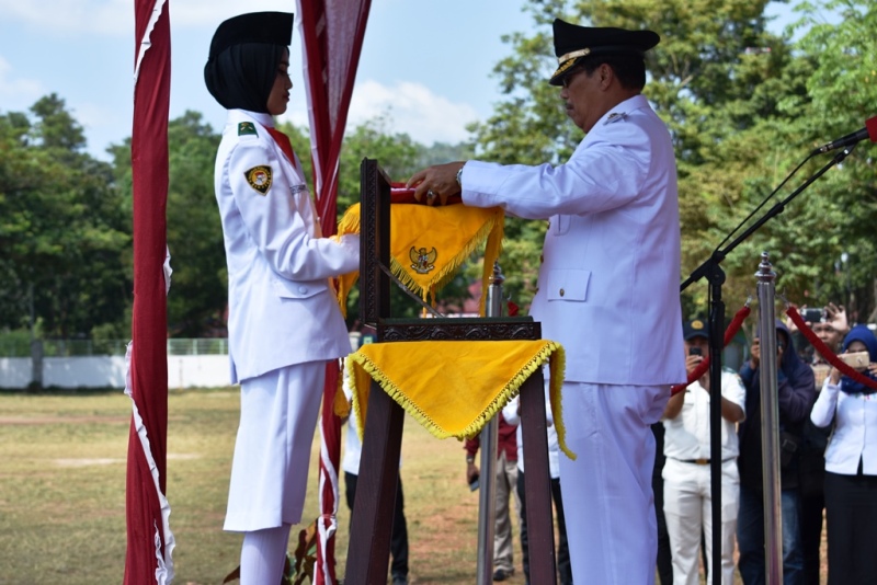 Pj Bupati Inspektur Upacara Detik - Detik Proklamasi