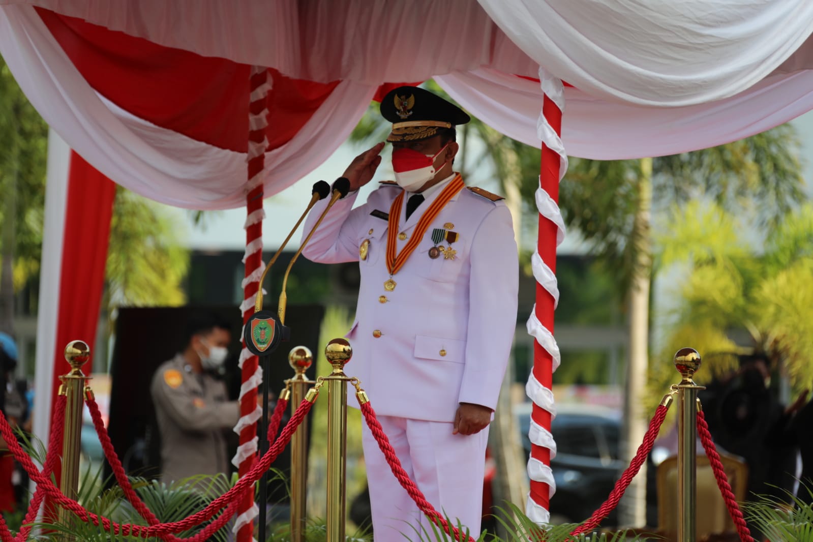 Wagub Kalteng Jadi Irup Dalam Upacara Penurunan Bendera Merah Putih