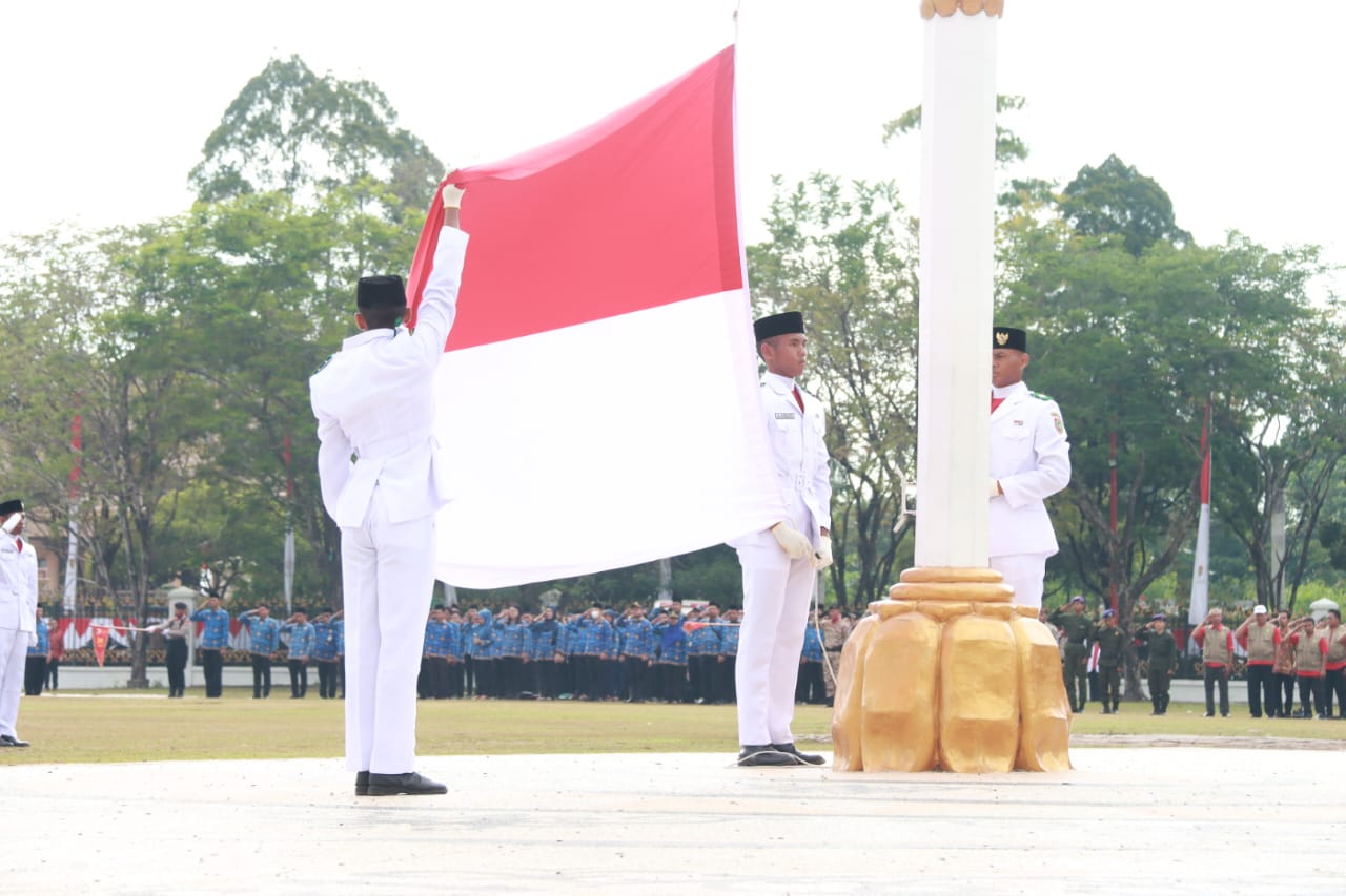 Wagub Kalteng H. Edy Pratowo Pimpin Upacara HUT ke 79 Kemerdekaan RI Tingkat Prov. Kalteng Tahun 2024