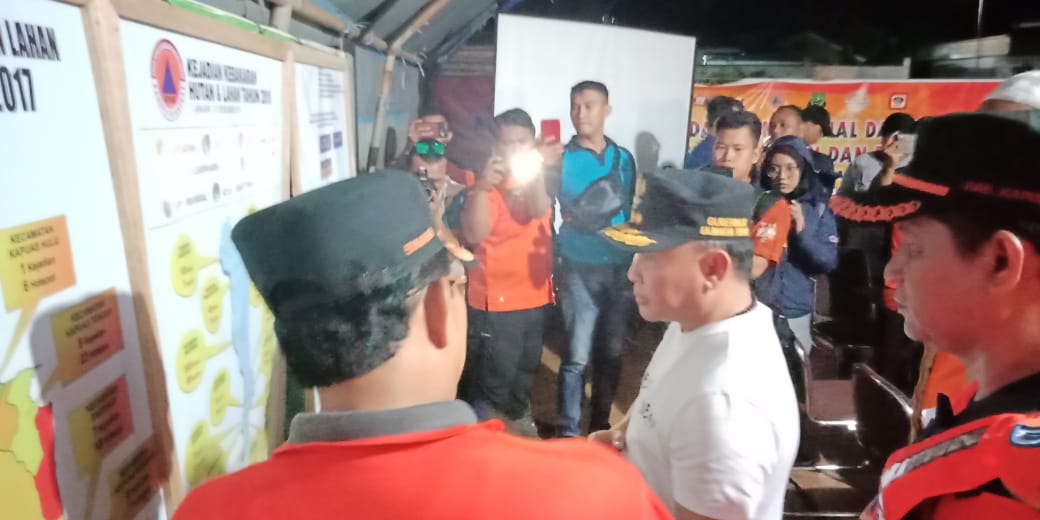 Bertolak ke Kapuas, Gubernur Kalteng Pimpin Rapat dan Tinjau Posko Satgas Siaga Bencana Karhutla