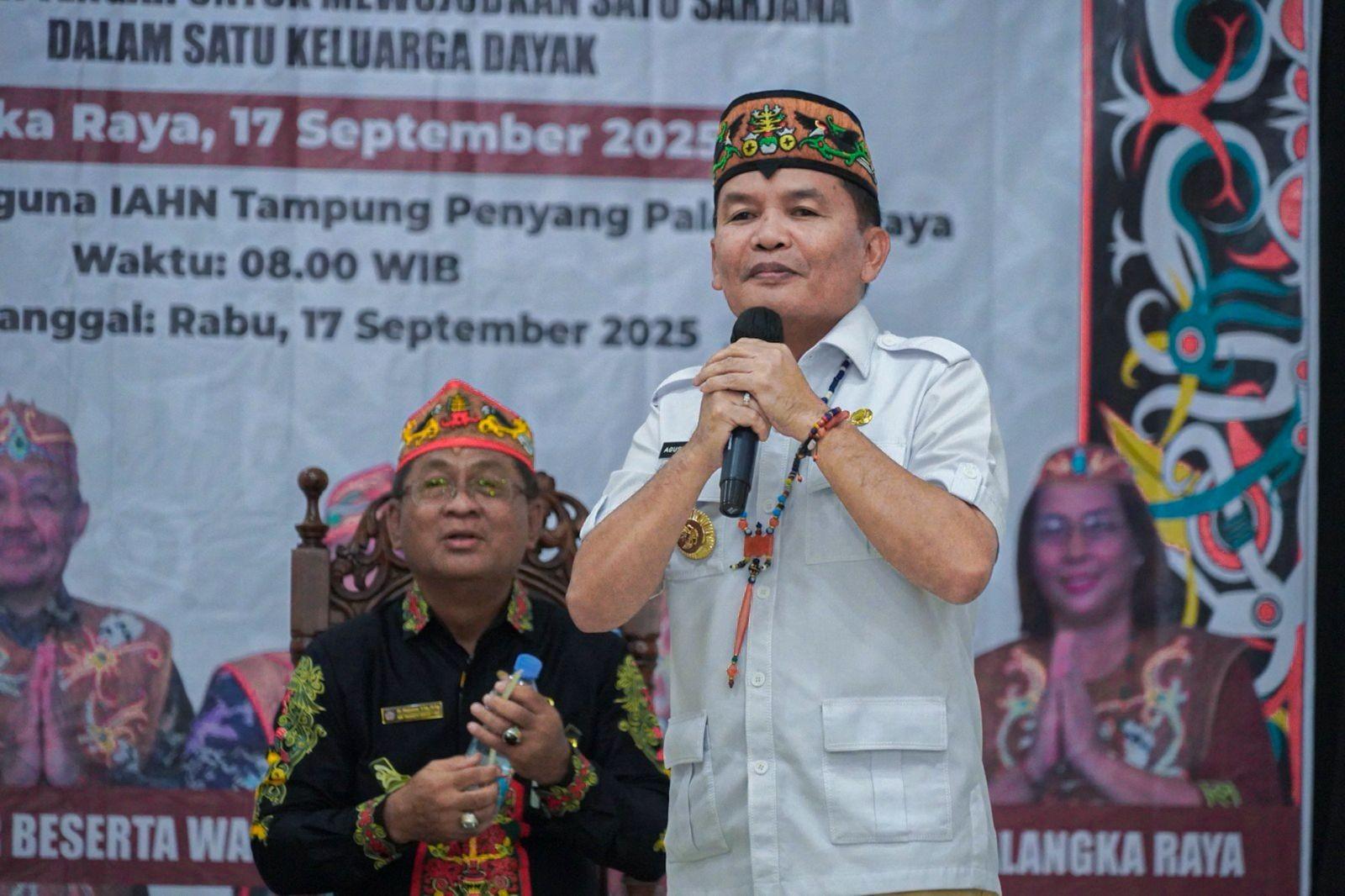 Kuliah Umum di IAHN-TP Palangka Raya, Gubernur Kalteng Dorong Satu Sarjana Satu Keluarga Dayak