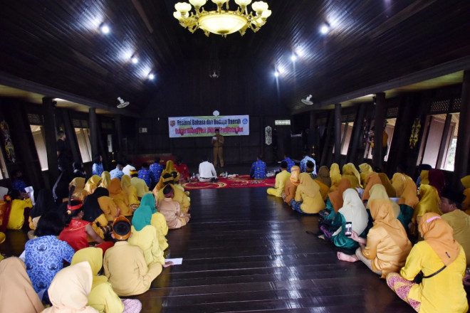 Lestarikan Bahasa Daerah, Pemkab Kobar Gelar Festival Bahasa dan Budaya Daerah