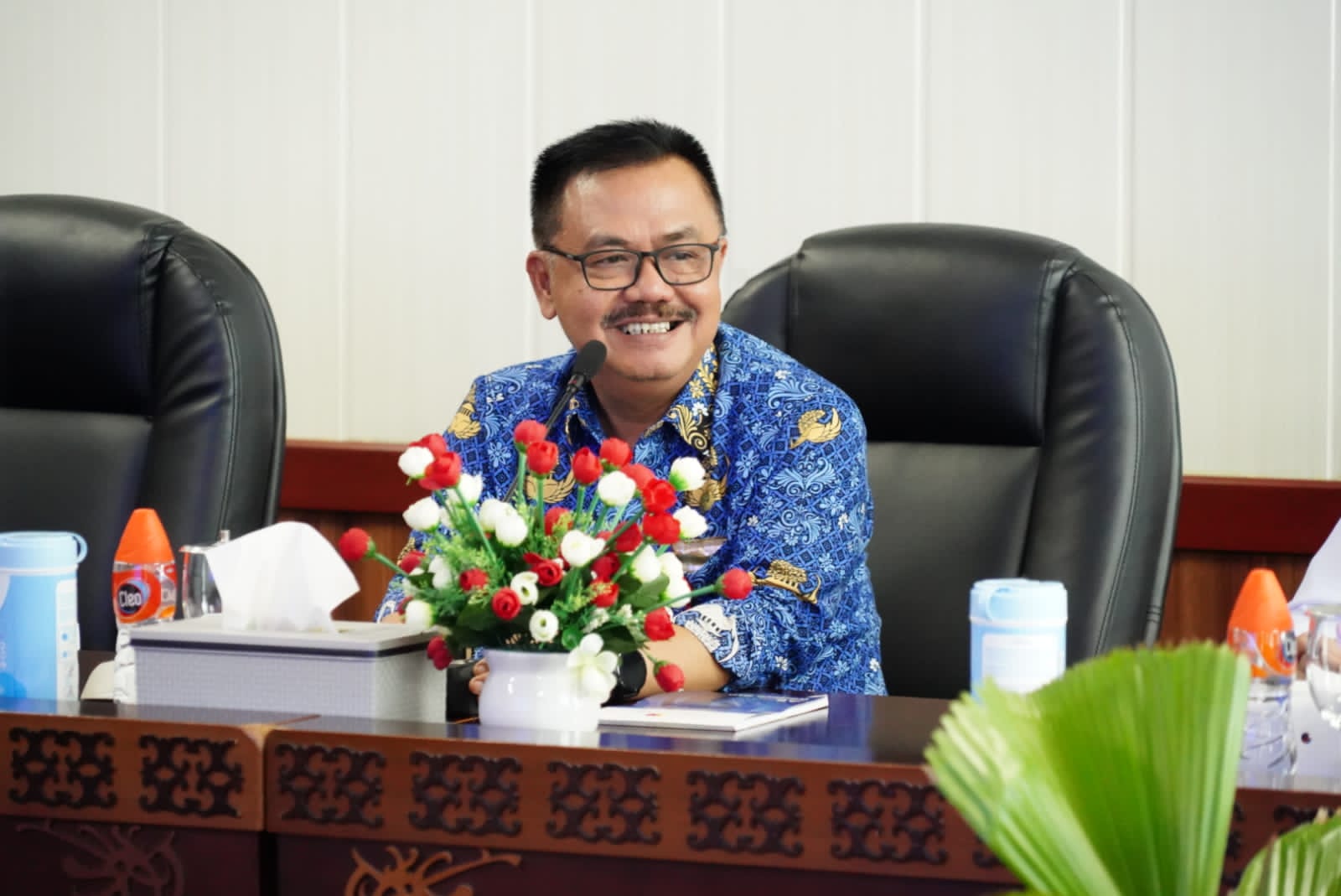 Sahli Gubernur Herson B Aden Sampaikan Peningkatan Implementasi RB Pemprov Kalteng Kepada Asdep Koordinasi Tata Kelola Pemerintahan Kemenko Polhukam