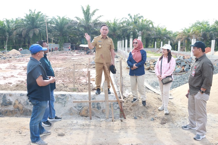 Tinjau Progres Pembangunan Pabrik Pakan, Gubernur Kalteng Harapkan Januari 2025 sudah Produksi