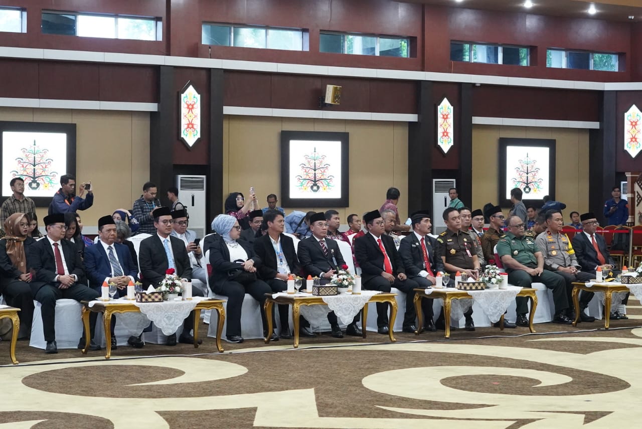 Kukuhkan Kepala Perwakilan BPKP Prov Kalteng, Gubernur H. Sugianto Sabran Harapkan Pembangunan Kalteng Berjalan Baik dan Optimal