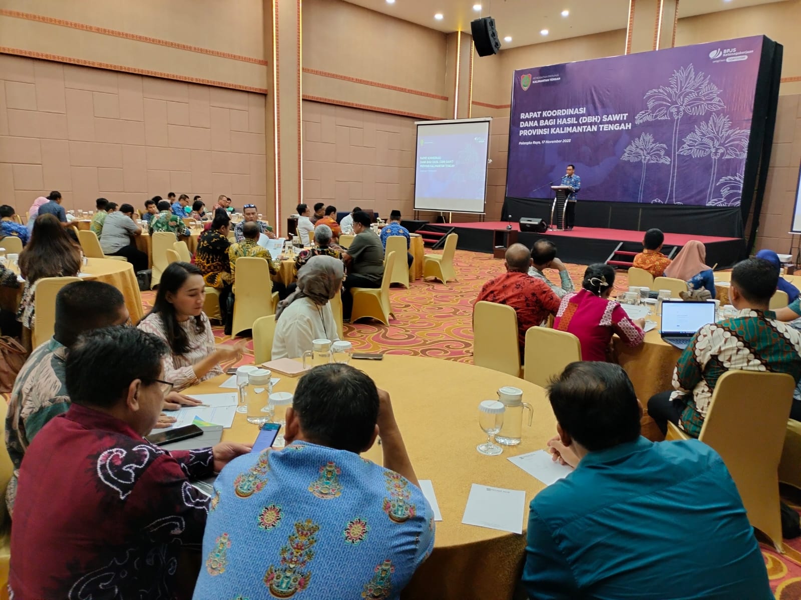 Wagub Edy Pratowo Buka Rakor Dana Bagi Hasil Sawit Tahun 2023