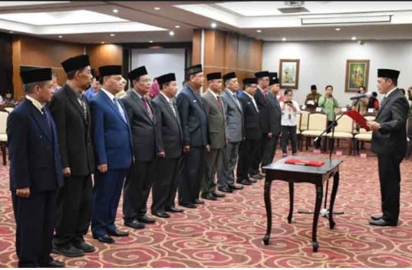 Sekda Gunung Mas Dikukuhkan Sebagai Ketua FORSESDASI Kalteng