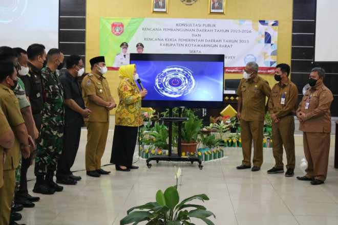 Bupati Kobar Launching 4 Aplikasi Implementasi Reformasi Birokrasi
