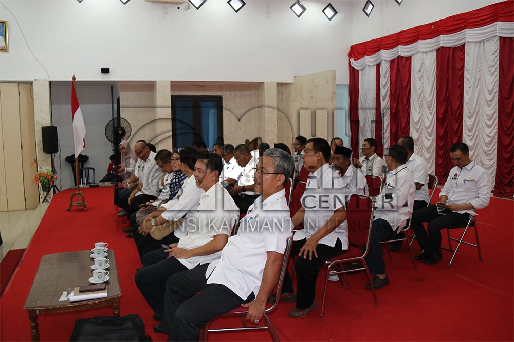 Bupati Sukamara Video Converence Penyebaran Covid-19