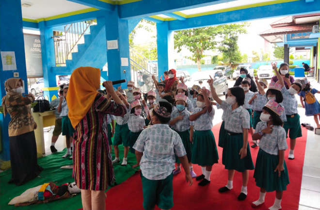 Kegiatan Kelas Berbagi dan Story Telling, TK Tunas Rimba Kunjungi DPK Kobar