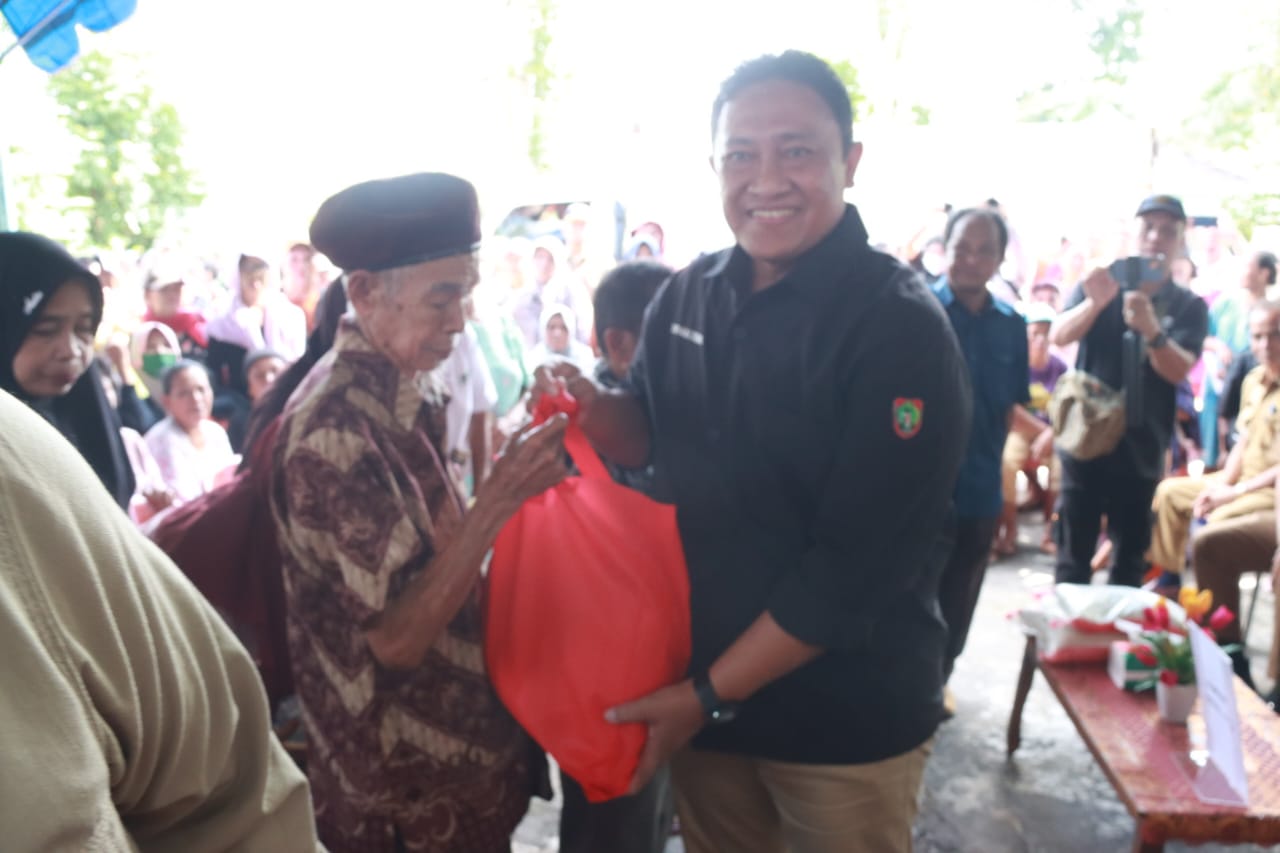 Wagub Edy Pratowo Buka Pasar Murah di Dua Kecamatan Kabupaten Pulang Pisau