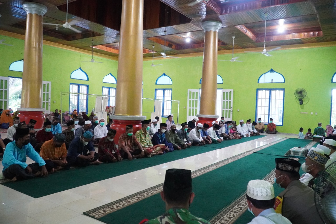 Safari Ramadan di Desa Bumi Agung, Pemda Berikan Dana Hibah