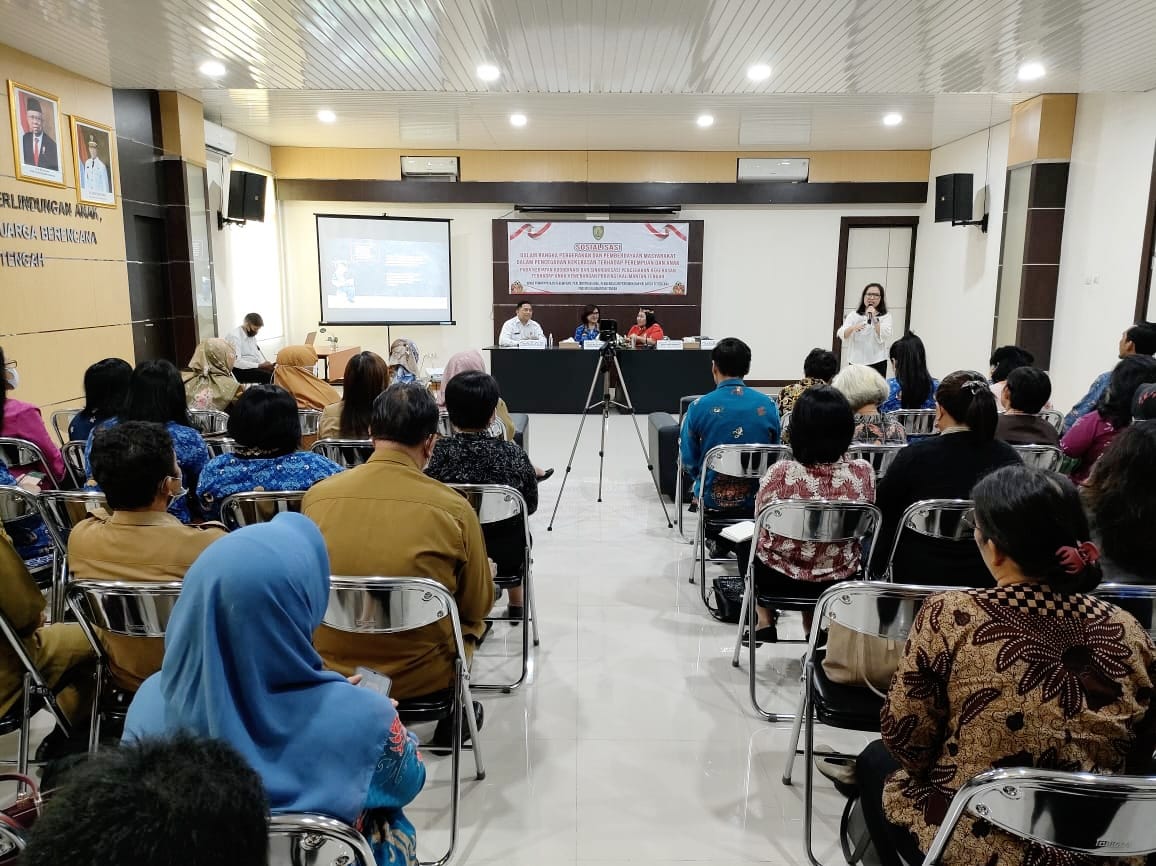 Dinas P3APPKB Prov. Kalteng Gelar Sosialisasi dan Edukasi Pencegahan Kekerasan Terhadap Perempuan dan Anak di Lingkungan Pendidikan