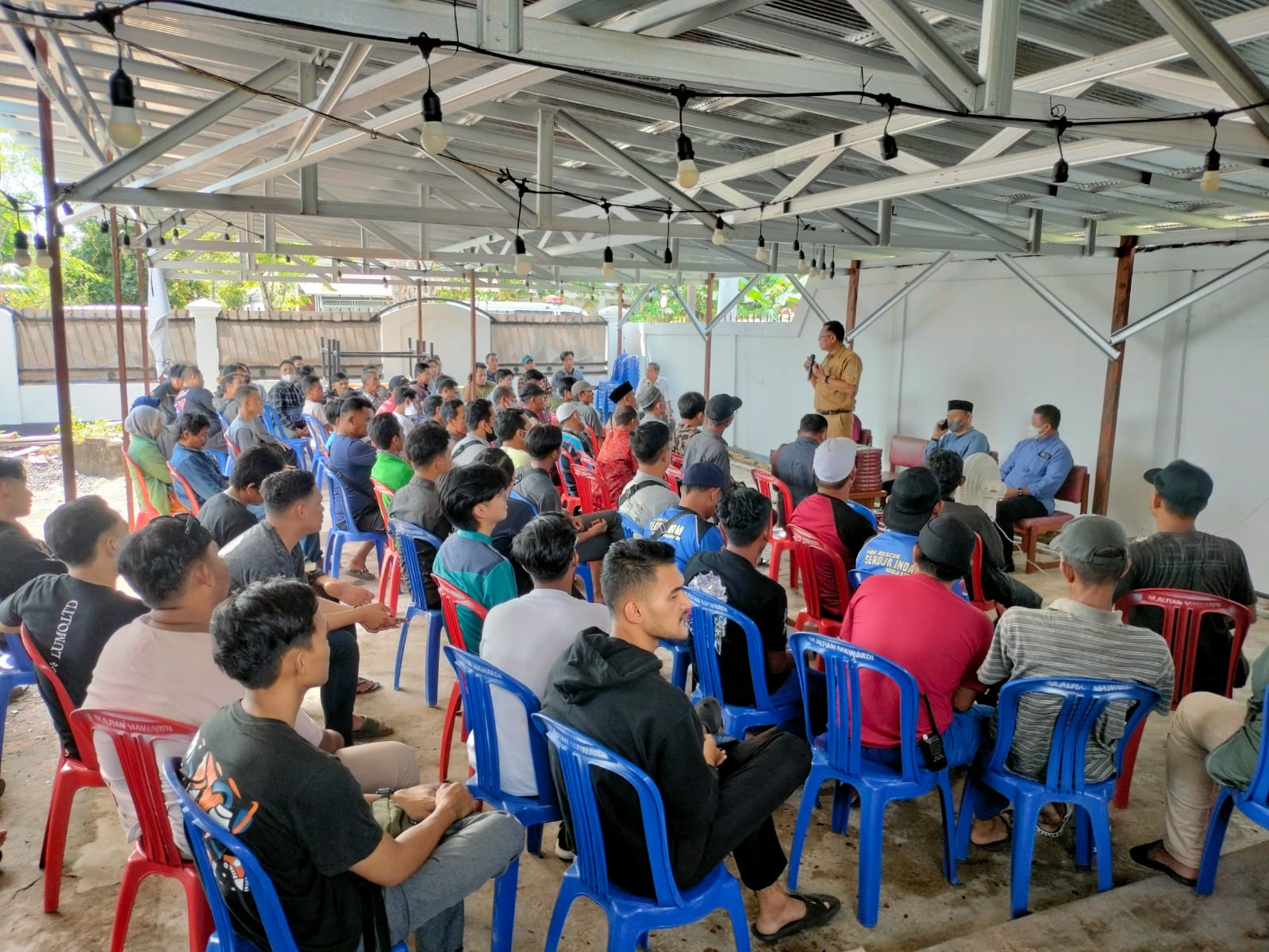 Kadislutkan Prov. Kalteng Sambangi Kelompok Usaha Perikanan Kabupaten Kapuas